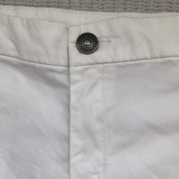 Gap white shorts - Picture 3 of 8